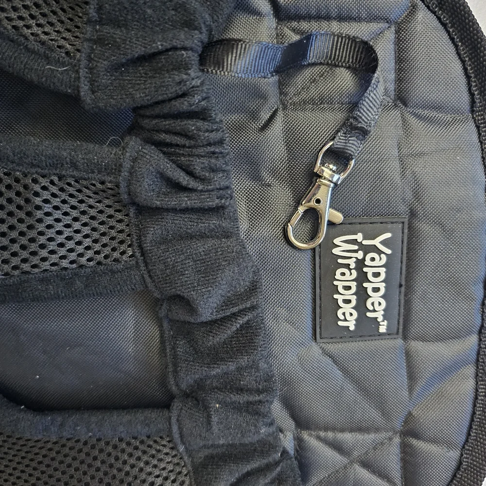 NWT Yapper Wrapper Front Pack Black Mesh Dog Cat Carrier - Picture 3 of 8